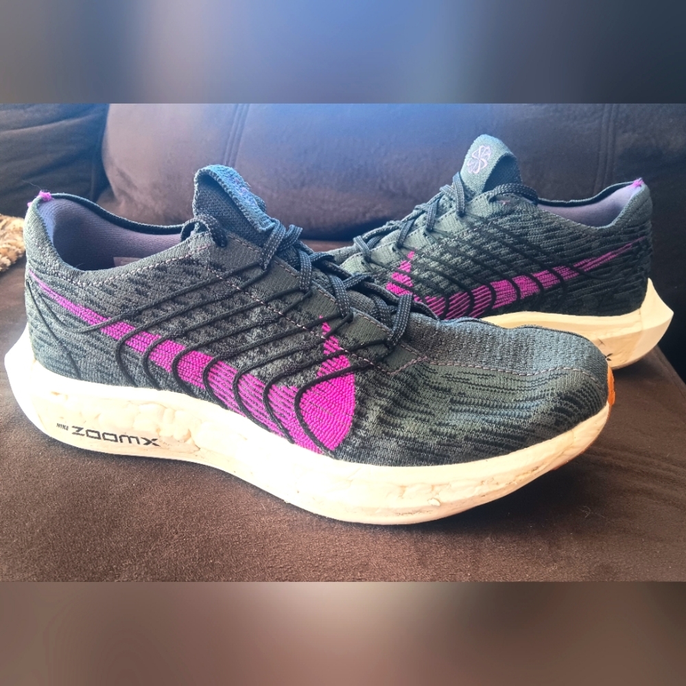 Men's Nike Pegasus Turbo vivid purple size 9.5